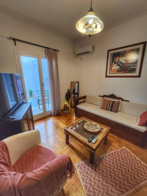 Ilyssos - Boho Stylish Apt- Hilton Area Athen Eksteriør billede